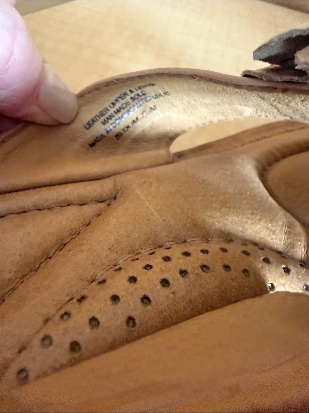 🌼Nurture Tan Leather Floral Thong Comfortable Cushioned Sandals Size 7.5